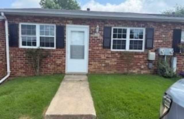 628 PINE CREEK LANE photos photos
