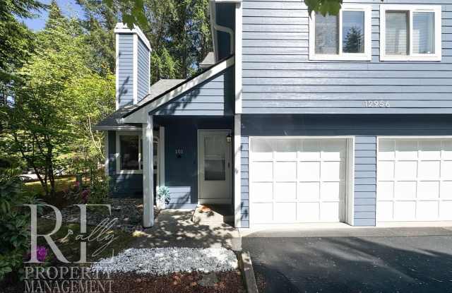 Townhome Convenience with the Feel of a Private Home photos photos