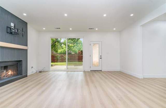 2044 Hawken Drive Gallery 3