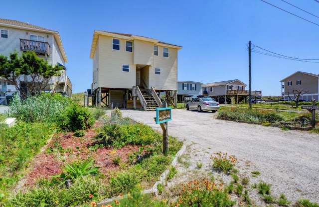 3800 Island Drive Gallery 2