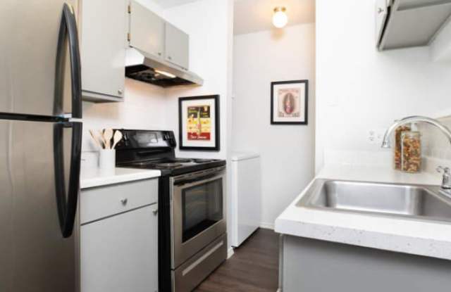 7642 Cameron Rd Gallery 3