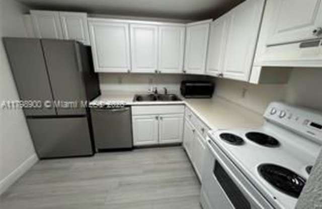 4900 Northwest 79th Avenue photos photos