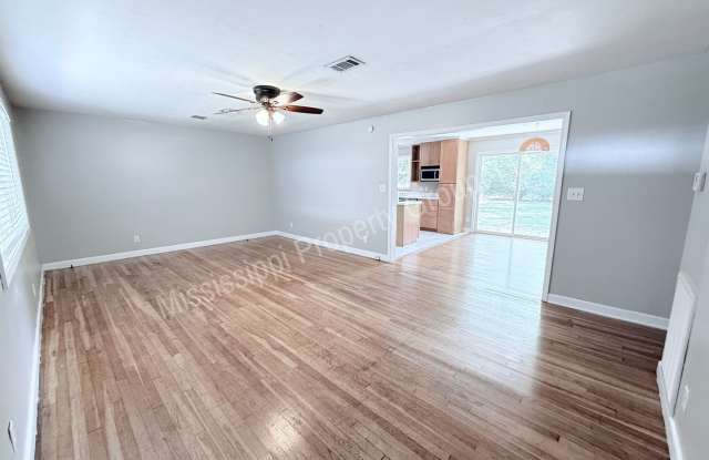 3BR/2BA For Rent Gallery 3