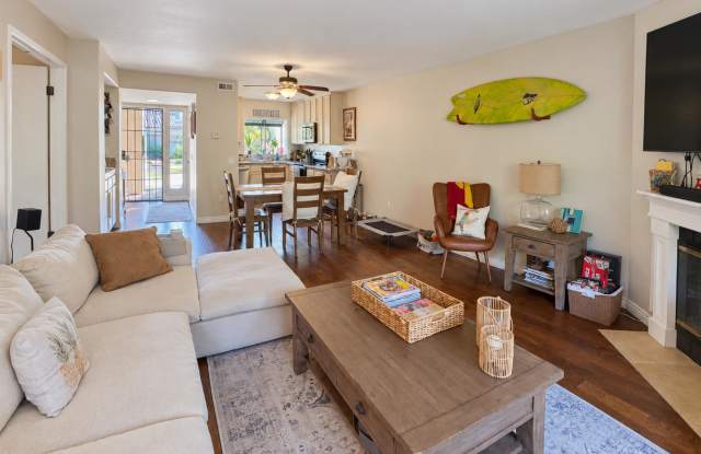 Beautiful 2 Bed Condo in La Costa Gallery 3