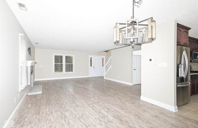 9224 Oak Knoll Lane Gallery 4