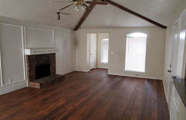 12037 Leisure Way Gallery 3
