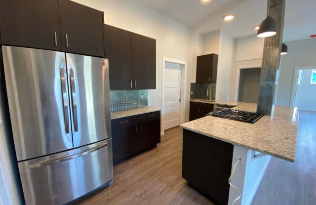 Completely Renovated 3-Bedroom, 2-Bath Home in the Heart of Downtown! Gallery 4