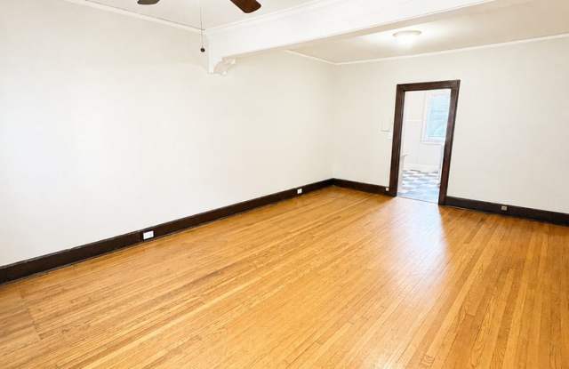 Harney Court Apartments (2464 Harney St.) photos photos