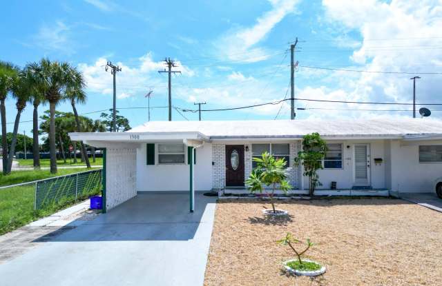 1300 Alho Drive Gallery 1