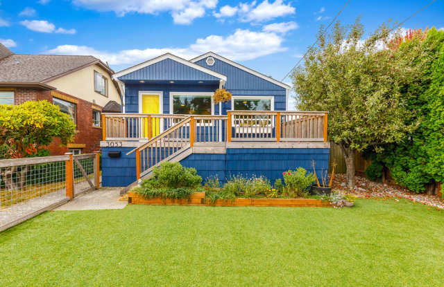 Adrimal Craftsman Home 2 Bedroom 1.75 Bath Plus 3rd Unfinished Room in Bright Basement Gallery 1