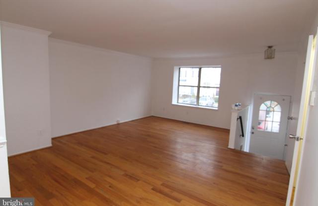14946 ENTERPRISE LANE photos photos
