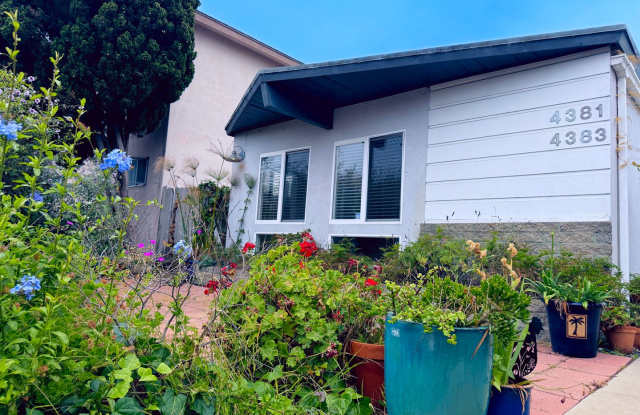 Welcome to this inviting 2-bedroom, 1-bath home just outside Ocean Beach! photos photos