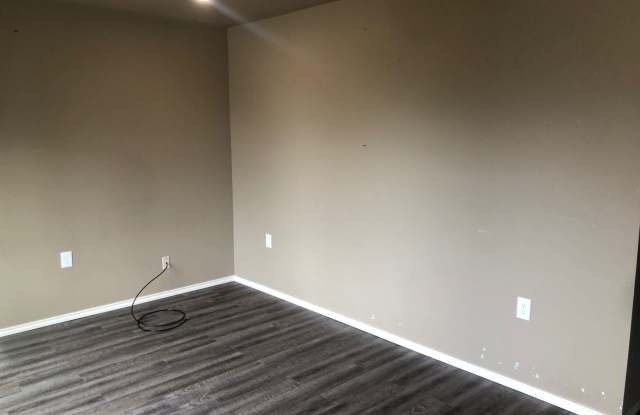 309 E Rice Gallery 2