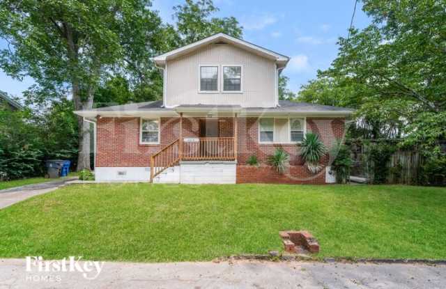 2616 Oak Street photos photos