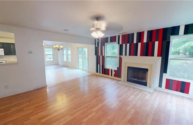 4209 Oak Pointe Drive Gallery 4