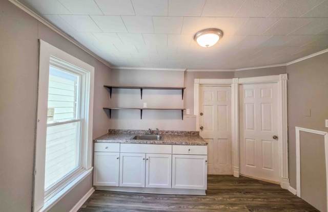 339 Hampshire Street - APT 2 Gallery 1