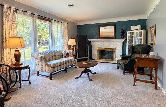 46176 Custer Avenue Gallery 3