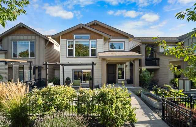 Desirable Kendall Yards Townhouse – Modern Living Near Downtown Spokane (Furnished) photos photos