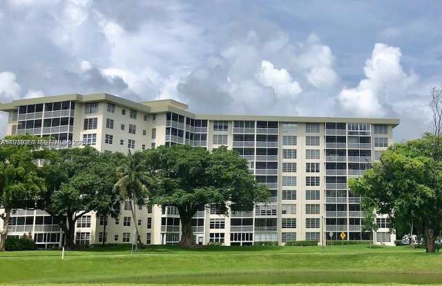 2940 N Course Dr photos photos