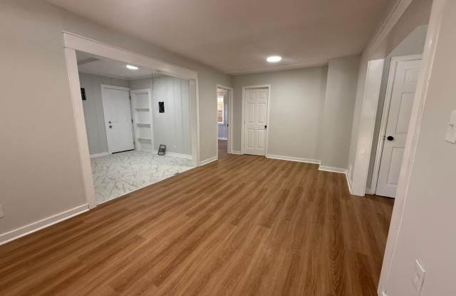 2634 Highland Avenue - 2634 Highland Avenue, Montgomery, AL 36107