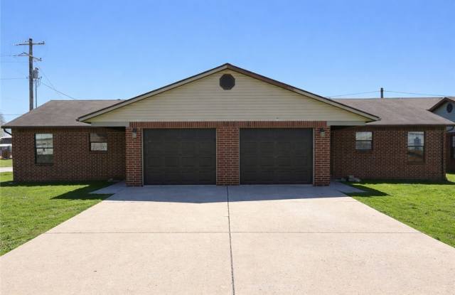 619 E 1st Street photos photos