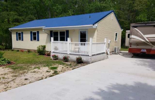 15709 Walker Dr - 15709 Walker Drive, Milton, DE 19968
