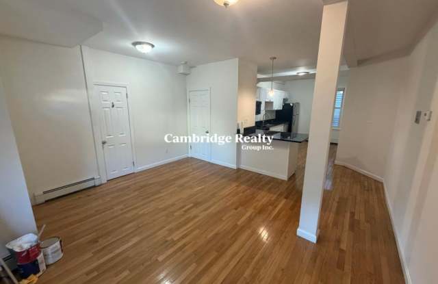 131 Pearl St. Gallery 1
