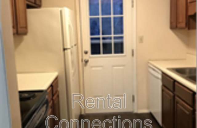 800 S. 3rd Apt 1 - 800 South 3rd Street, Herrin, IL 62948