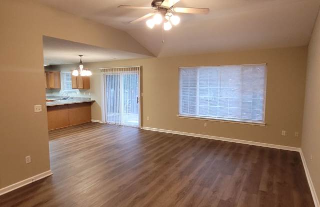 3 Bedroom, 2 Bath House Gallery 3