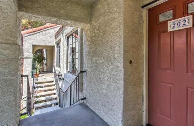 4707 Nara Vista Way Gallery 4