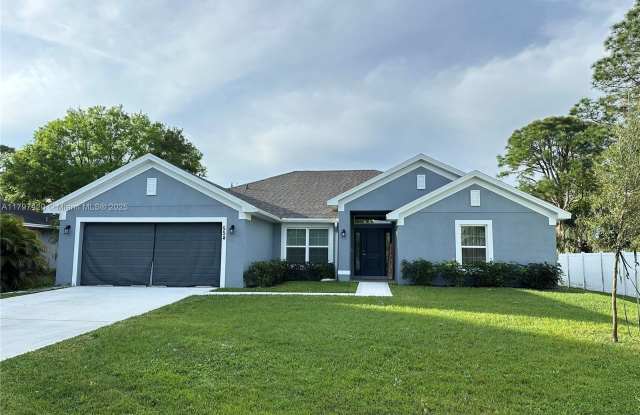 554 NW Billiar Ave photos photos
