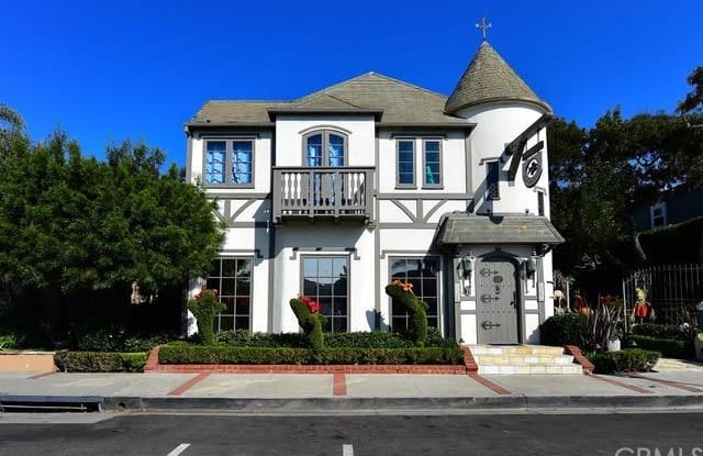 1160 Glenneyre Street - 1160 Glenneyre Street, Laguna Beach, CA 92651