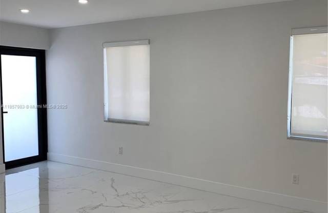 3260 SW 23rd Terrace 0, Miami, FL 33145 Gallery 4