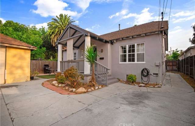 745 E Villa Street photos photos