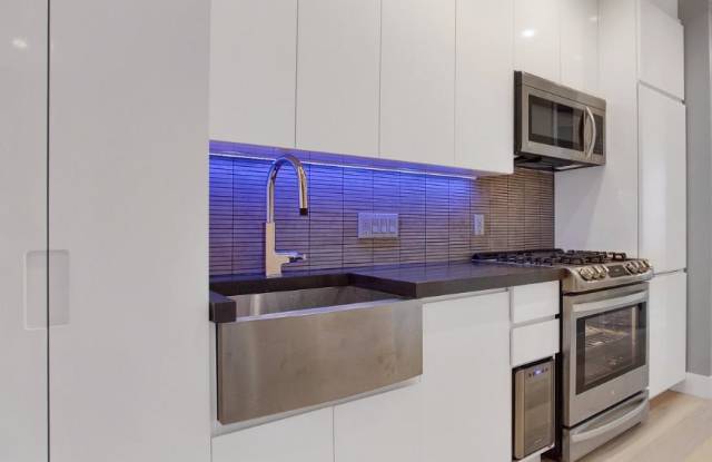 195 Stanton Street - 195 Stanton Street, New York City, NY 10002 195 Stanton Street - 195 Stanton Street, New York City, NY 10002