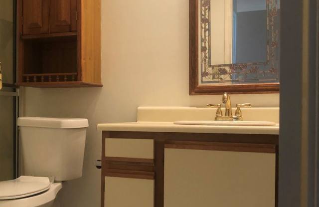 4356 HIllside Oaks Circle Gallery 3
