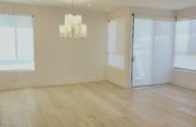 12115 San Vicente Boulevard Gallery 3