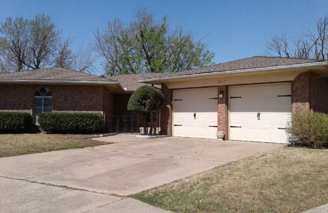 6517 Eastwood Cir - 6517 Eastwood Circle, Oklahoma City, OK 73132