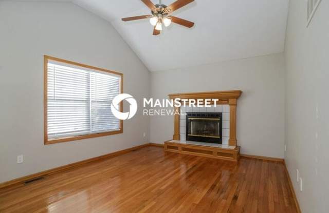 1222 Southwest Windcrest Court Gallery 2