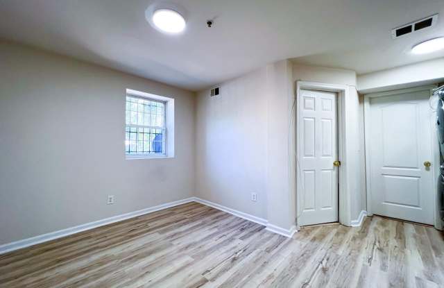 612 EASTERN AVENUE NE Gallery 4