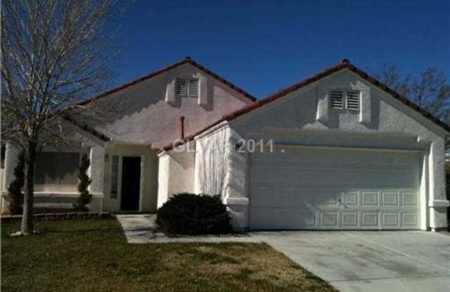 Beautiful 3-Bedroom Home with Private Pool and RV PARKING! photos photos