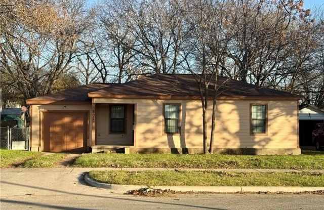 1202 Stewart Street photos photos