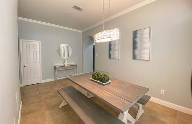1240 Wilson Drive Gallery 4