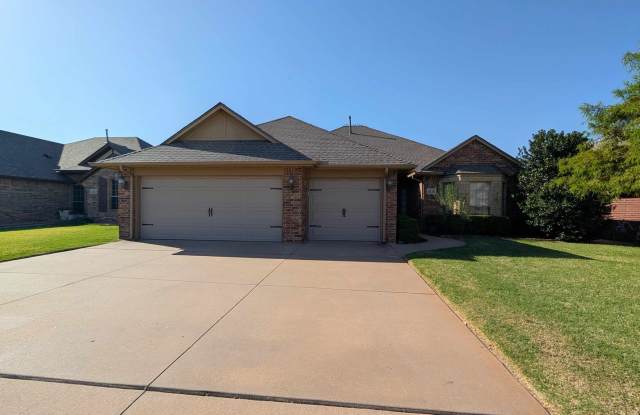 Spacious Home in a Great Edmond Location photos photos Spacious Home in a Great Edmond Location photos photos