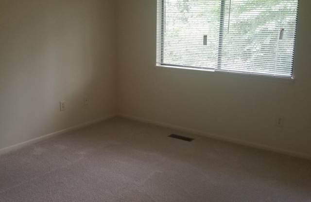 6363 N. 11TH Rd. Gallery 4