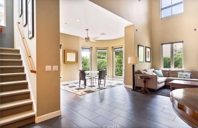 21 Vantis Drive photos photos