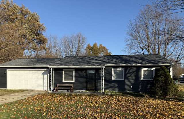 MOVE IN SPECIAL! Three Bedroom Home in Portage photos photos