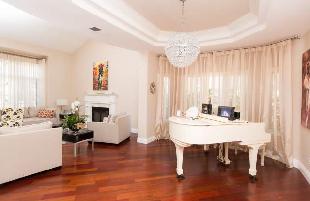 4979 Beauchamp Ct Gallery 3