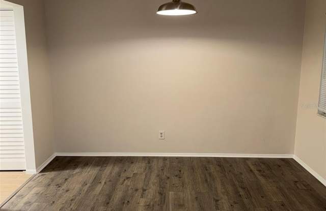 2075 ISLE ROYALE Court SE Gallery 2