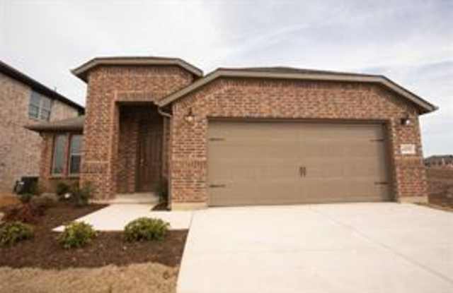 6252 Red Falcon Drive - 6252 Red Falcon Dr, Saginaw, TX 76179